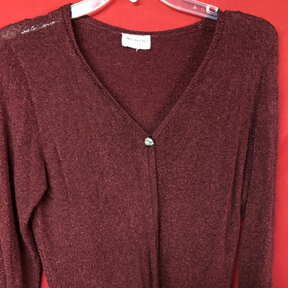 Sweater - Picture 1 of 1